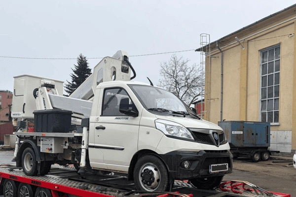 Asistenta rutiera de urgenta pe autostrada si remorcare auto non-stop