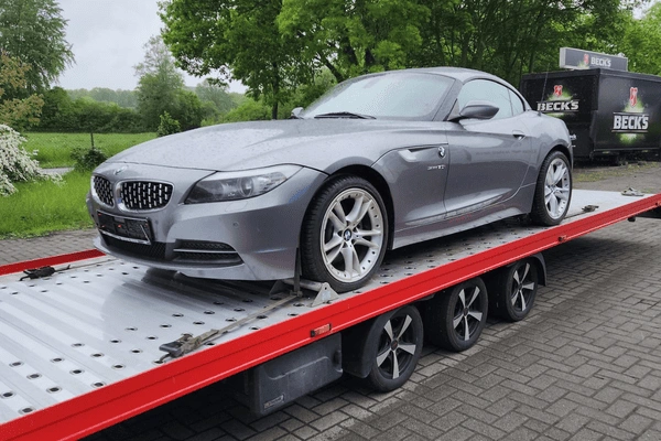Platformă auto profesională pentru transport sigur de vehicule